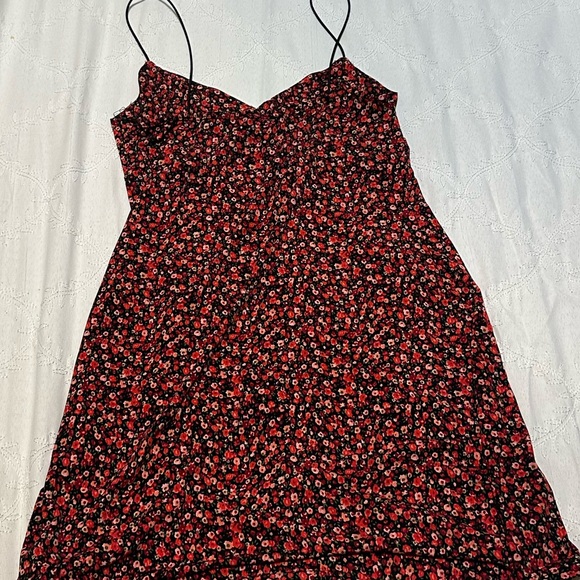 Lovely Day Red Floral Mini Dress Size Large - Picture 5 of 7